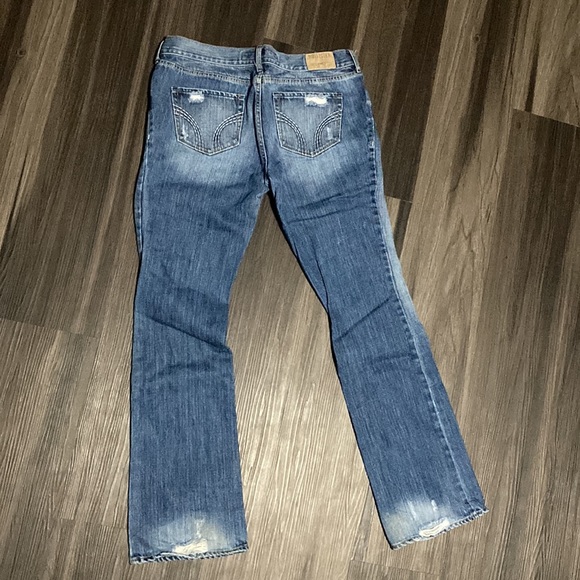 Hollister size 9 - Picture 2 of 5